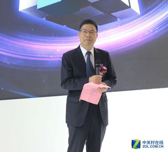 采暖科技 萬(wàn)和新品亮相中國(guó)供熱展(圖2) 見(jiàn)證非凡采暖科技 萬(wàn)和新品亮相中國(guó)供熱展