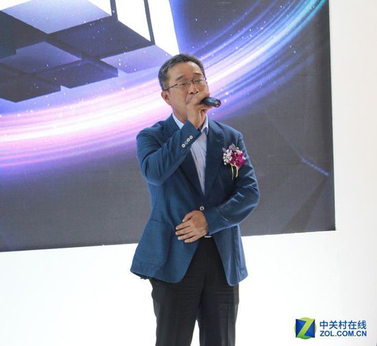 采暖科技 萬(wàn)和新品亮相中國(guó)供熱展(圖3) 見(jiàn)證非凡采暖科技 萬(wàn)和新品亮相中國(guó)供熱展