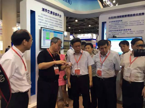 廈門物聯網博覽亮相一路無人值守智慧停車(圖2)