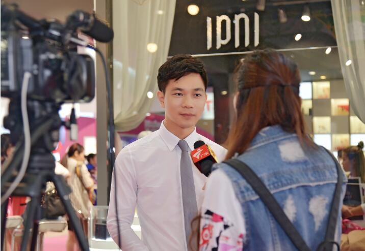 環(huán)球紋藝精彩出擊45屆美博會，再展品牌大實力(圖4)