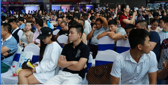 2016美博會(huì)九五盛典火熱召開 韓國(guó)托娜成爆品(圖1)